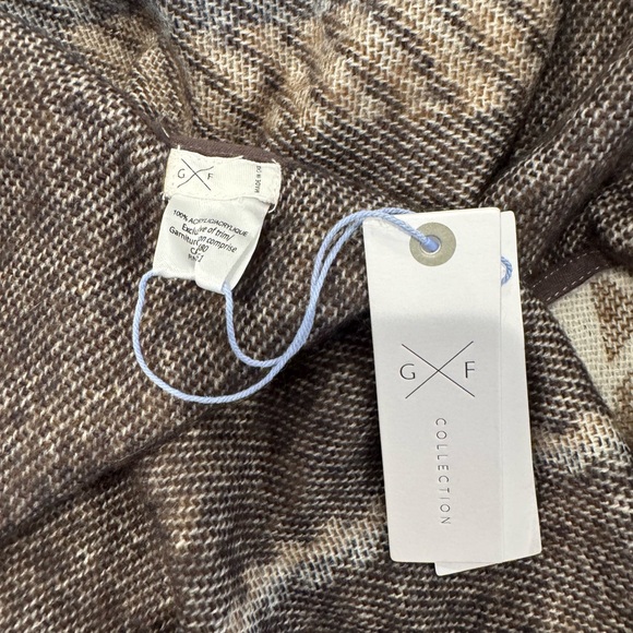 NWT : Gentle Fawn Poncho - Picture 3 of 3